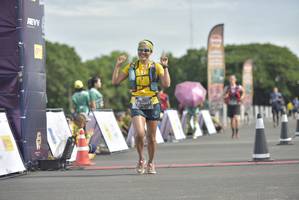 BIB: 1007
                            <button type="button" onclick="openModal(4945073)" class="btn btn-primary btn-sm float-right btn-popup" data-toggle="modal" data-target=".modal-high-quality">
                        <i class="fas fa-shopping-cart"></i> Add to Cart
                    </button>
                                            <button type="button" onclick="isThisMe(4945073, true)" class="btn btn-success btn-sm float-right btn-popup btn-isme hidden" data-toggle="tooltip" data-placement="bottom" title="นี่คือรูปของคุณใช่ไหม คลิกที่นี่เพื่อเอาเข้าอัลบั้ม">
                        <i class="fas fa-plus"></i> Add to album
                    </button>
                    <button type="button" onclick="isThisMe(4945073, false)" class="btn btn-warning btn-sm float-right btn-popup btn-isnotme hidden">
                        <i class="fas fa-ban"></i> Remove from album
                    </button>